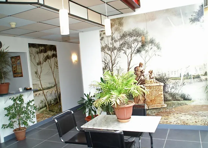 Апарт-отель Le Pre Fleuri *